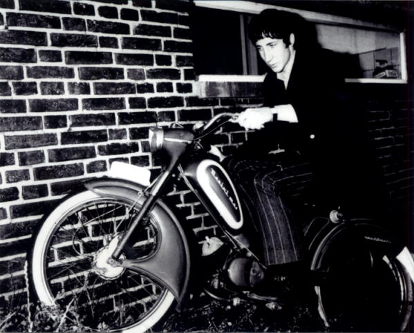 Pete Townshend - Moped - 1965